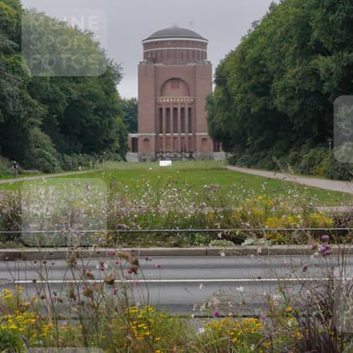 14.09.2025 - Stadtparktriathlon Michael Burmester http://msf.ph/oto/8900318 14.09.2025 09:17:26 Radfahren 313, 335, 387, 416, 421, 436 meine-sportfotos.de