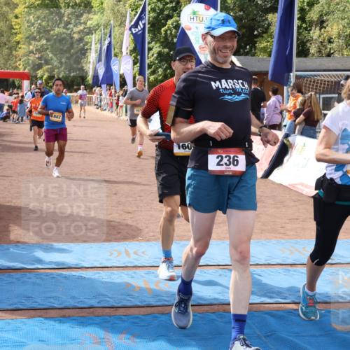 14.09.2025 - Airport Race Strokosch-Dieckow http://msf.ph/oto/8900359 14.09.2025 12:29:21 Ziel 145, 236, 428, 457, 729, 1432, 1442, 1540, 1601, 1678, 1882, 1883, 1975, 4213 meine-sportfotos.de