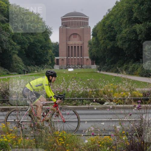 14.09.2025 - Stadtparktriathlon Michael Burmester http://msf.ph/oto/8900414 14.09.2025 09:18:16 Radfahren 317, 344, 395, 420, 456, 459, 468, 474, 481 meine-sportfotos.de