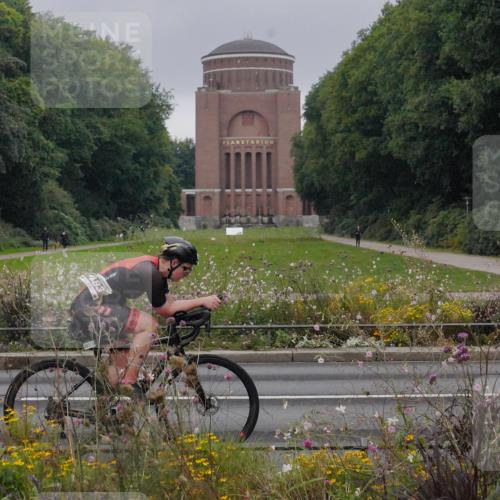 14.09.2025 - Stadtparktriathlon Michael Burmester http://msf.ph/oto/8900449 14.09.2025 09:18:34 Radfahren 316, 358, 374, 415, 483 meine-sportfotos.de
