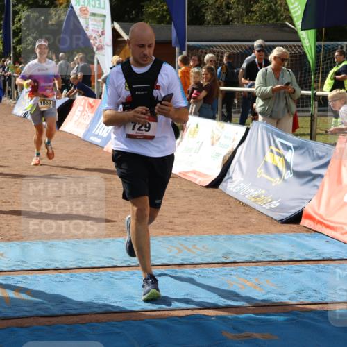 14.09.2025 - Airport Race Strokosch-Dieckow http://msf.ph/oto/8900457 14.09.2025 12:29:28 Ziel 207, 428, 729, 917, 1442, 1678, 1883, 1905, 1975, 4213 meine-sportfotos.de