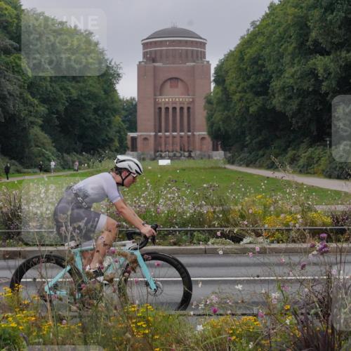 14.09.2025 - Stadtparktriathlon Michael Burmester http://msf.ph/oto/8900524 14.09.2025 09:19:04 Radfahren 314, 334, 422, 431, 472, 482 meine-sportfotos.de