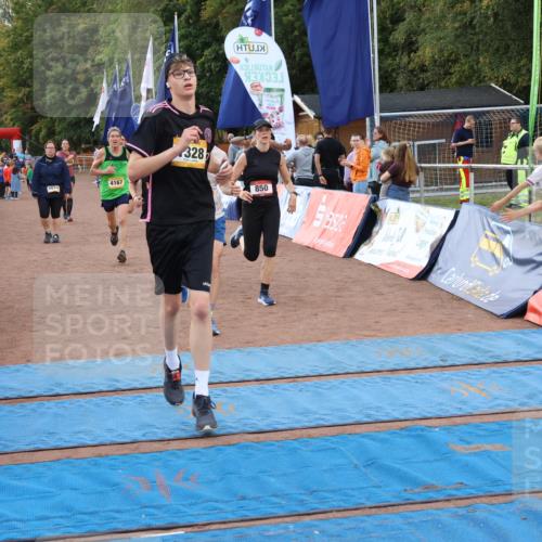 14.09.2025 - Airport Race Strokosch-Dieckow http://msf.ph/oto/8900910 14.09.2025 12:30:18 Ziel 11, 355, 600, 850, 1328, 1755, 1969, 2086, 4167 meine-sportfotos.de