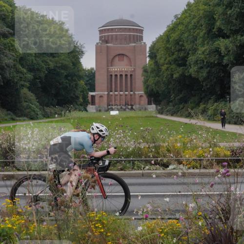 14.09.2025 - Stadtparktriathlon Michael Burmester http://msf.ph/oto/8901107 14.09.2025 09:23:11 Radfahren 312, 402, 408, 416, 434, 446, 460, 484, 501 meine-sportfotos.de