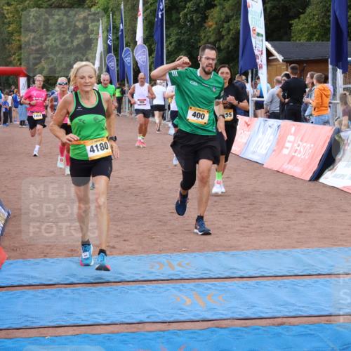 14.09.2025 - Airport Race Strokosch-Dieckow http://msf.ph/oto/8901482 14.09.2025 12:31:46 Ziel 400, 511, 906, 1339, 1447, 1454, 1463, 1785, 1798, 2077, 2155, 2162, 4013, 4180 meine-sportfotos.de