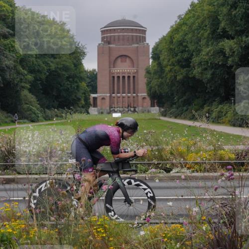 14.09.2025 - Stadtparktriathlon Michael Burmester http://msf.ph/oto/8901523 14.09.2025 09:25:37 Radfahren 316, 425, 431, 481, 483 meine-sportfotos.de