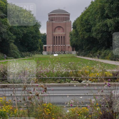 14.09.2025 - Stadtparktriathlon Michael Burmester http://msf.ph/oto/8901532 14.09.2025 09:25:39 Radfahren 316, 420, 425, 480, 481, 483 meine-sportfotos.de