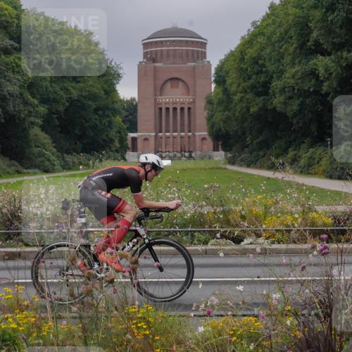 14.09.2025 - Stadtparktriathlon Michael Burmester http://msf.ph/oto/8901548 14.09.2025 09:25:48 Radfahren 420, 459, 480, 483 meine-sportfotos.de
