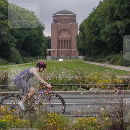 14.09.2025 - Stadtparktriathlon Michael Burmester http://msf.ph/oto/8901553 14.09.2025 09:25:50 Radfahren 420, 454, 459, 471, 480 meine-sportfotos.de