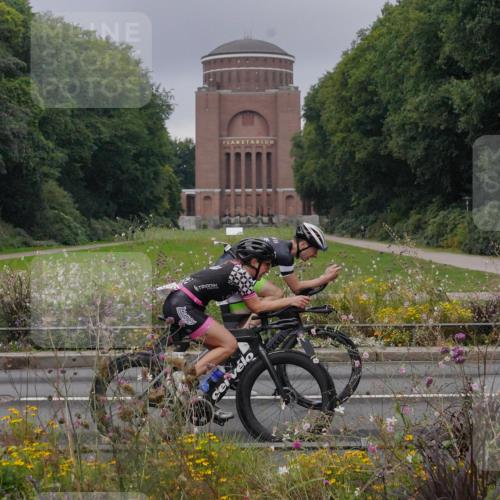 14.09.2025 - Stadtparktriathlon Michael Burmester http://msf.ph/oto/8901668 14.09.2025 09:26:33 Radfahren 306, 338, 356, 381, 389, 419, 439, 456, 472 meine-sportfotos.de