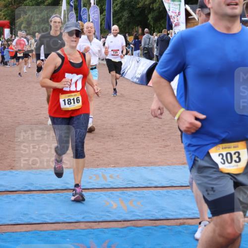 14.09.2025 - Airport Race Strokosch-Dieckow http://msf.ph/oto/8901740 14.09.2025 12:32:22 Ziel 269, 303, 421, 494, 682, 735, 743, 856, 994, 1709, 1805, 1816, 1903, 2110, 2129, 4272 meine-sportfotos.de