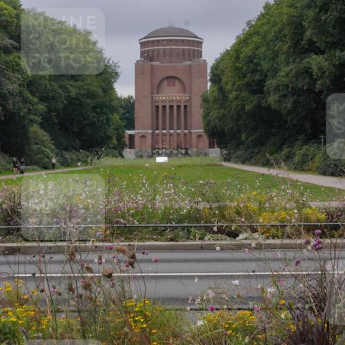 14.09.2025 - Stadtparktriathlon Michael Burmester http://msf.ph/oto/8901762 14.09.2025 09:27:31 Radfahren 346, 379, 467, 473 meine-sportfotos.de