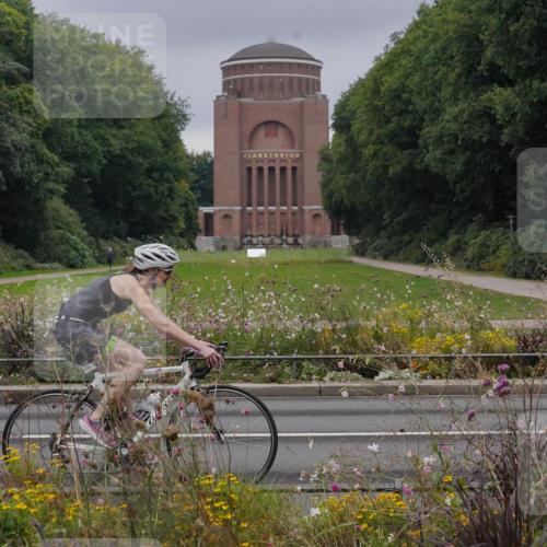 14.09.2025 - Stadtparktriathlon Michael Burmester http://msf.ph/oto/8901800 14.09.2025 09:28:01 Radfahren 485, 505 meine-sportfotos.de