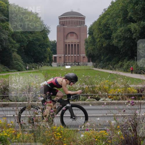14.09.2025 - Stadtparktriathlon Michael Burmester http://msf.ph/oto/8901974 14.09.2025 09:29:49 Radfahren 436, 458, 463 meine-sportfotos.de
