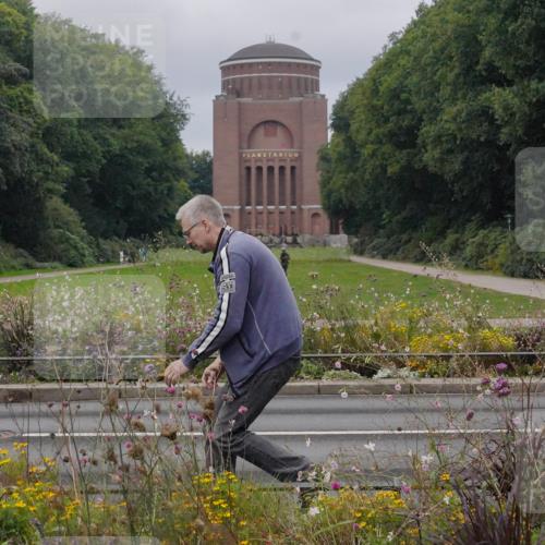 14.09.2025 - Stadtparktriathlon Michael Burmester http://msf.ph/oto/8902021 14.09.2025 09:30:16 Radfahren  meine-sportfotos.de
