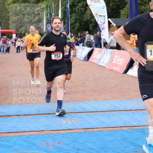 14.09.2025 - Airport Race Strokosch-Dieckow http://msf.ph/oto/8902118 14.09.2025 12:35:16 Ziel 71, 237, 280, 606, 631, 652, 677, 752, 840, 1143, 1152, 1291, 1498, 1817, 1836, 4110 meine-sportfotos.de