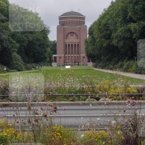 14.09.2025 - Stadtparktriathlon Michael Burmester http://msf.ph/oto/8902152 14.09.2025 09:30:04 Radfahren 394, 412, 450, 484, 501 meine-sportfotos.de