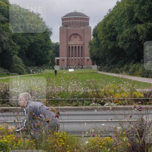 14.09.2025 - Stadtparktriathlon Michael Burmester http://msf.ph/oto/8902174 14.09.2025 09:30:22 Radfahren 434 meine-sportfotos.de