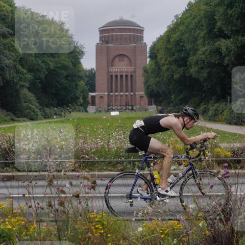 14.09.2025 - Stadtparktriathlon Michael Burmester http://msf.ph/oto/8902203 14.09.2025 09:31:36 Radfahren 397, 405, 488 meine-sportfotos.de