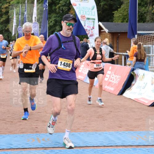 14.09.2025 - Airport Race Strokosch-Dieckow http://msf.ph/oto/8902244 14.09.2025 12:36:04 Ziel 505, 861, 863, 1038, 1072, 1481, 1488, 1695, 2034, 2109, 2157, 2179, 4131, 4138, 4139 meine-sportfotos.de