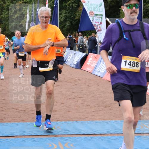 14.09.2025 - Airport Race Strokosch-Dieckow http://msf.ph/oto/8902247 14.09.2025 12:36:05 Ziel 129, 505, 861, 863, 1072, 1481, 1488, 1695, 2034, 2109, 2157, 2179, 4131, 4138, 4139 meine-sportfotos.de