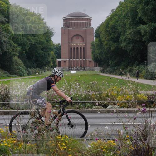 14.09.2025 - Stadtparktriathlon Michael Burmester http://msf.ph/oto/8902404 14.09.2025 09:36:11 Radfahren 448, 463, 485, 504 meine-sportfotos.de