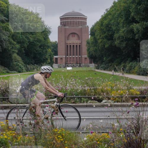 14.09.2025 - Stadtparktriathlon Michael Burmester http://msf.ph/oto/8902406 14.09.2025 09:36:18 Radfahren 463, 485 meine-sportfotos.de
