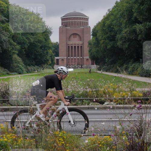 14.09.2025 - Stadtparktriathlon Michael Burmester http://msf.ph/oto/8902413 14.09.2025 09:37:00 Radfahren 423, 484, 501 meine-sportfotos.de