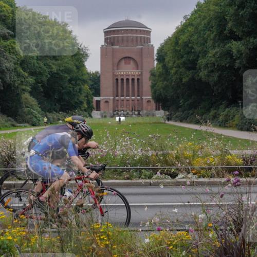 14.09.2025 - Stadtparktriathlon Michael Burmester http://msf.ph/oto/8902429 14.09.2025 09:38:20 Radfahren 391, 421, 453, 458 meine-sportfotos.de