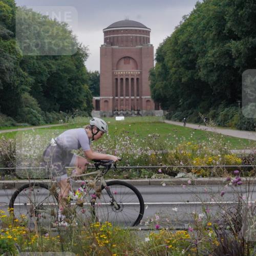 14.09.2025 - Stadtparktriathlon Michael Burmester http://msf.ph/oto/8902462 14.09.2025 09:40:25 Radfahren 443, 447, 473, 475, 483, 486, 495 meine-sportfotos.de