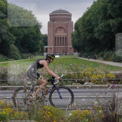 14.09.2025 - Stadtparktriathlon Michael Burmester http://msf.ph/oto/8902468 14.09.2025 09:40:30 Radfahren 443, 446, 447, 475, 483, 486, 495 meine-sportfotos.de