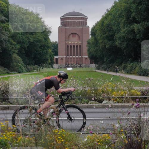 14.09.2025 - Stadtparktriathlon Michael Burmester http://msf.ph/oto/8902470 14.09.2025 09:40:32 Radfahren 443, 446, 447, 483, 486, 495 meine-sportfotos.de