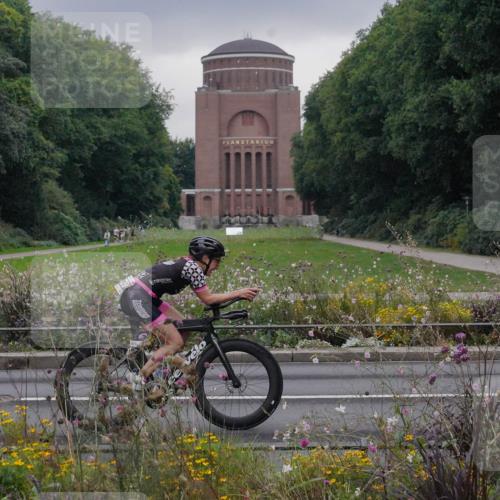 14.09.2025 - Stadtparktriathlon Michael Burmester http://msf.ph/oto/8902496 14.09.2025 09:41:17 Radfahren 439, 459 meine-sportfotos.de