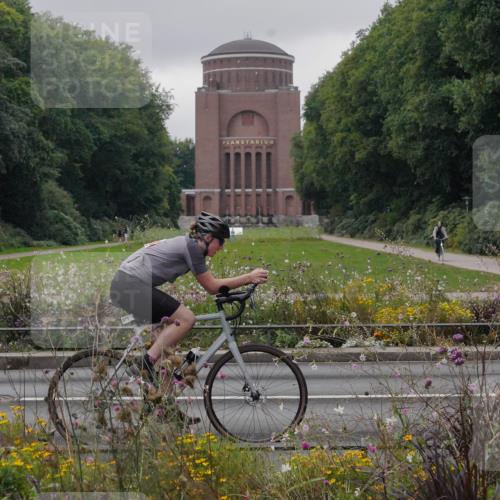 14.09.2025 - Stadtparktriathlon Michael Burmester http://msf.ph/oto/8902582 14.09.2025 09:47:26 Radfahren 443, 447, 454, 475, 481, 486, 495, 575 meine-sportfotos.de