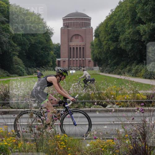 14.09.2025 - Stadtparktriathlon Michael Burmester http://msf.ph/oto/8902588 14.09.2025 09:47:33 Radfahren 443, 447, 475, 481, 495 meine-sportfotos.de
