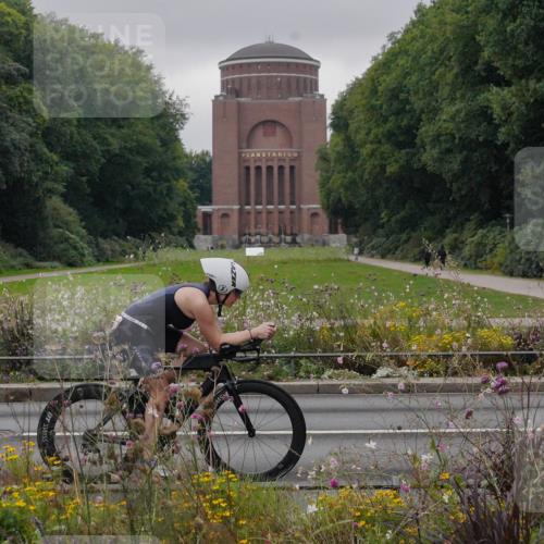14.09.2025 - Stadtparktriathlon Michael Burmester http://msf.ph/oto/8902604 14.09.2025 09:48:11 Radfahren 442, 455, 548, 564 meine-sportfotos.de