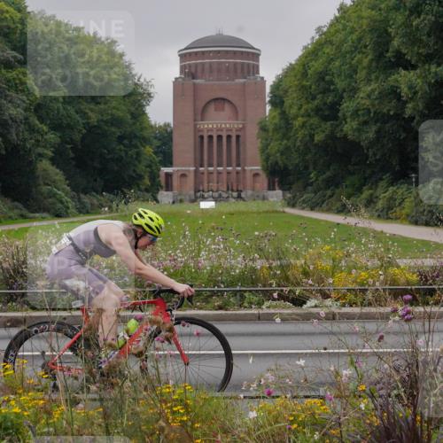 14.09.2025 - Stadtparktriathlon Michael Burmester http://msf.ph/oto/8902678 14.09.2025 09:51:53 Radfahren 467, 505, 584 meine-sportfotos.de