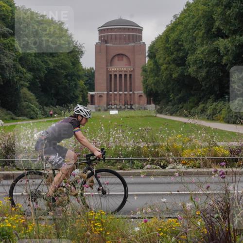 14.09.2025 - Stadtparktriathlon Michael Burmester http://msf.ph/oto/8902692 14.09.2025 09:52:31 Radfahren 448, 549, 608, 617 meine-sportfotos.de