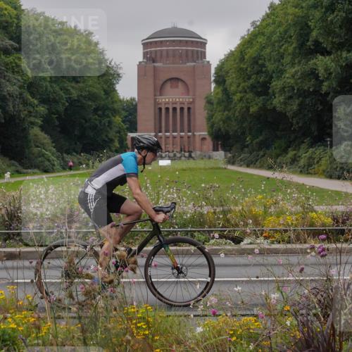 14.09.2025 - Stadtparktriathlon Michael Burmester http://msf.ph/oto/8902696 14.09.2025 09:52:32 Radfahren 448, 549, 608, 617 meine-sportfotos.de