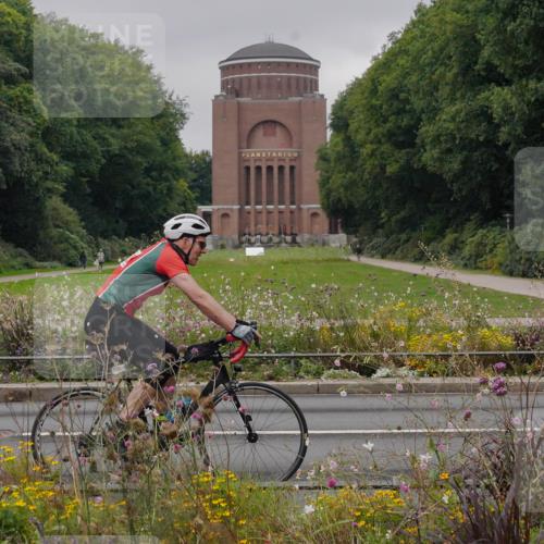 14.09.2025 - Stadtparktriathlon Michael Burmester http://msf.ph/oto/8902700 14.09.2025 09:52:56 Radfahren 556, 576 meine-sportfotos.de