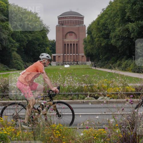 14.09.2025 - Stadtparktriathlon Michael Burmester http://msf.ph/oto/8902706 14.09.2025 09:53:10 Radfahren 485, 577, 591, 606, 609, 616 meine-sportfotos.de