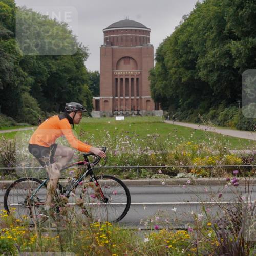 14.09.2025 - Stadtparktriathlon Michael Burmester http://msf.ph/oto/8902710 14.09.2025 09:53:13 Radfahren 485, 550, 577, 591, 606, 609, 616 meine-sportfotos.de