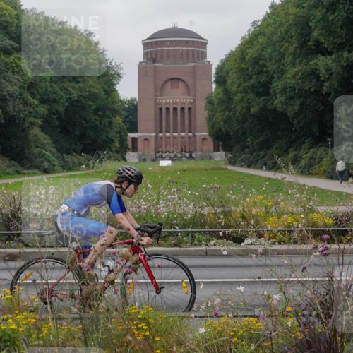 14.09.2025 - Stadtparktriathlon Michael Burmester http://msf.ph/oto/8902779 14.09.2025 09:55:25 Radfahren 450, 458, 534, 536, 546, 557 meine-sportfotos.de