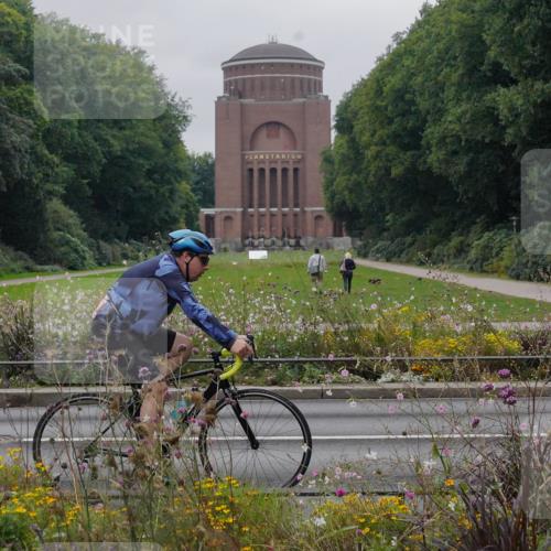 14.09.2025 - Stadtparktriathlon Michael Burmester http://msf.ph/oto/8902838 14.09.2025 09:58:14 Radfahren 610 meine-sportfotos.de