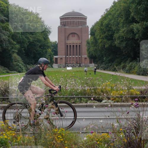 14.09.2025 - Stadtparktriathlon Michael Burmester http://msf.ph/oto/8902844 14.09.2025 09:58:42 Radfahren 545, 574 meine-sportfotos.de