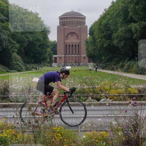 14.09.2025 - Stadtparktriathlon Michael Burmester http://msf.ph/oto/8902846 14.09.2025 09:58:55 Radfahren 549, 599, 604, 617 meine-sportfotos.de