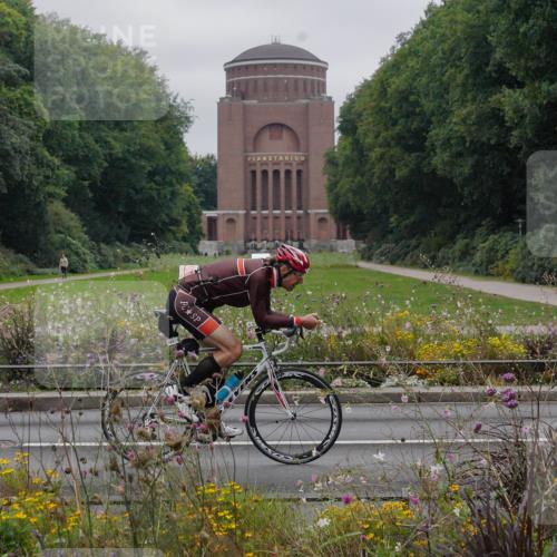 14.09.2025 - Stadtparktriathlon Michael Burmester http://msf.ph/oto/8902888 14.09.2025 10:01:02 Radfahren 528, 533, 548, 550, 606, 614, 616, 620 meine-sportfotos.de