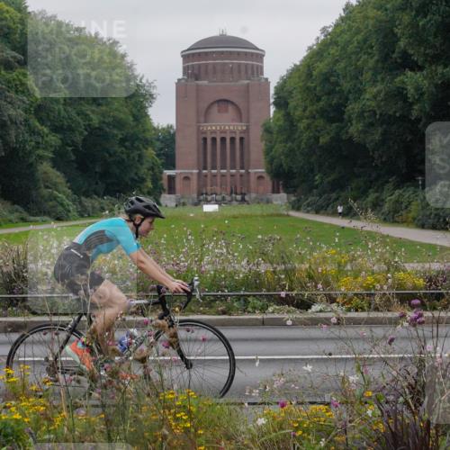 14.09.2025 - Stadtparktriathlon Michael Burmester http://msf.ph/oto/8902943 14.09.2025 10:02:35 Radfahren 514, 561, 571 meine-sportfotos.de