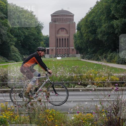 14.09.2025 - Stadtparktriathlon Michael Burmester http://msf.ph/oto/8902966 14.09.2025 10:03:38 Radfahren 534, 589, 611 meine-sportfotos.de