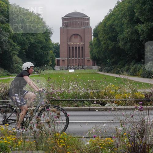 14.09.2025 - Stadtparktriathlon Michael Burmester http://msf.ph/oto/8902978 14.09.2025 10:04:14 Radfahren 511, 578 meine-sportfotos.de